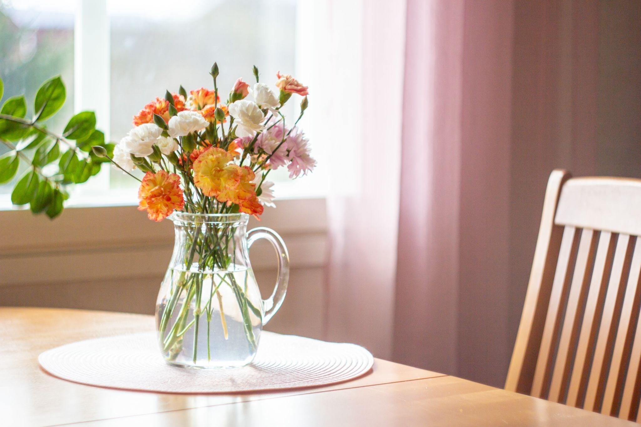 Top Benefits of Having Flowers at Home
