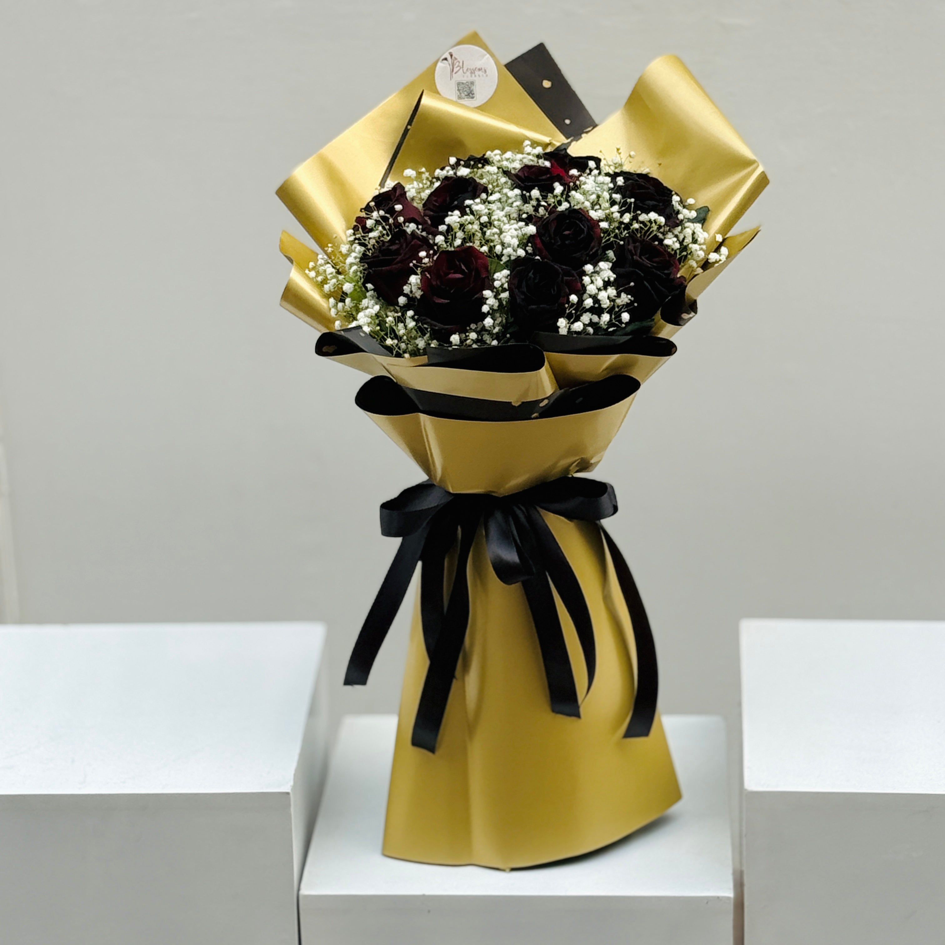 Striking Drama Bouquet